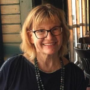 Meet your Posher, Denise